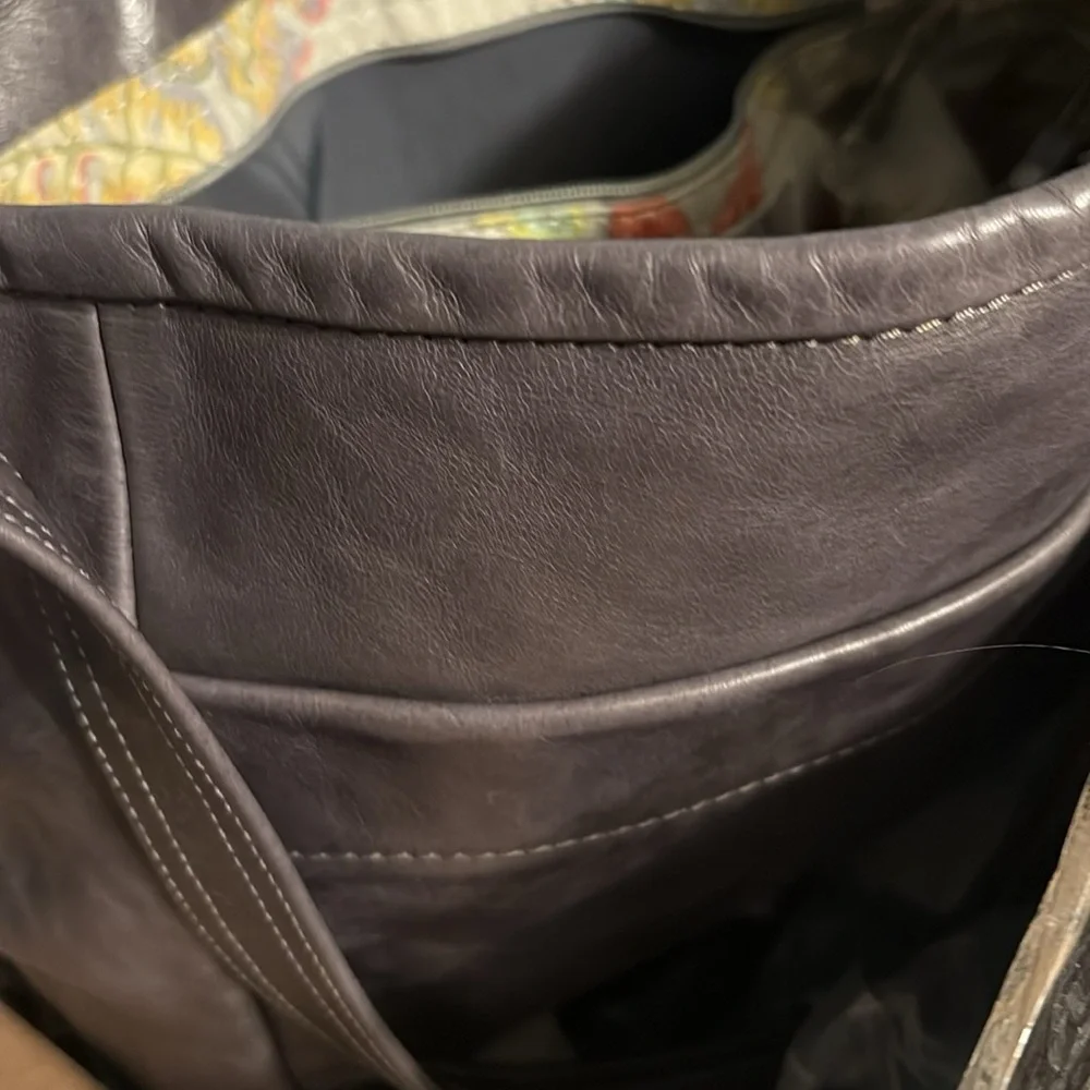 Elegant gray  rough and tumble Leather Shoulder Bag Hartley in concord - Picture 11 of 11